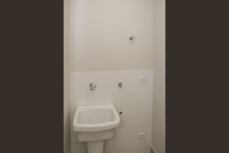 Apartamento para alugar com 46m², 2 quartos e sem vaga Apartamento para alugar com 46m², 2 quartos e sem vagaCozinha e Área de Serviço