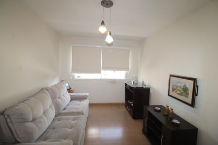 Apartamento à venda com 73m², 2 quartos e 1 vagaSala