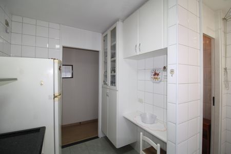 Apartamento à venda com 73m², 2 quartos e 1 vagaCozinha