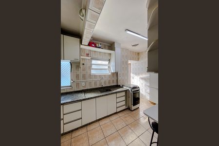 Apartamento para alugar com 92m², 3 quartos e sem vaga Apartamento para alugar com 92m², 3 quartos e sem vagaCozinha