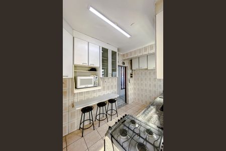 Apartamento para alugar com 92m², 3 quartos e sem vaga Apartamento para alugar com 92m², 3 quartos e sem vagaCozinha