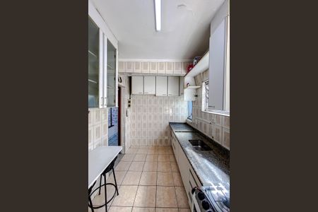 Apartamento para alugar com 92m², 3 quartos e sem vaga Apartamento para alugar com 92m², 3 quartos e sem vagaCozinha