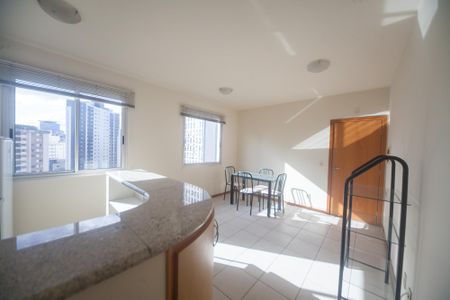 sala de apartamento para alugar com 1 quarto, 36m² em Funcionários, Belo Horizonte