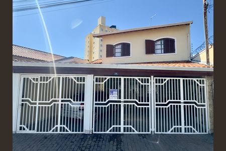 Casa à venda com 185m², 3 quartos e 3 vagas