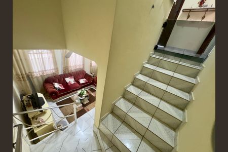 Casa à venda com 185m², 3 quartos e 3 vagas