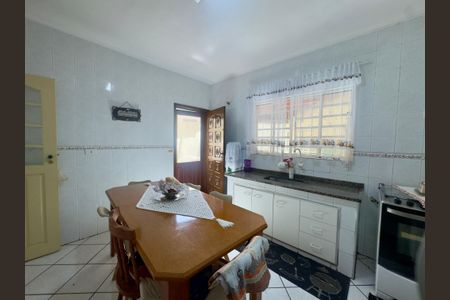 Casa à venda com 185m², 3 quartos e 3 vagas
