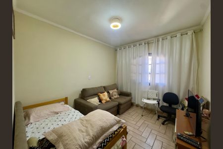 Casa à venda com 185m², 3 quartos e 3 vagas