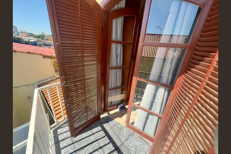 Casa à venda com 185m², 3 quartos e 3 vagas