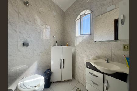 Casa à venda com 185m², 3 quartos e 3 vagas