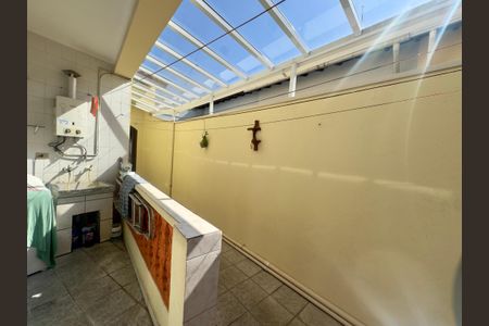 Casa à venda com 185m², 3 quartos e 3 vagas
