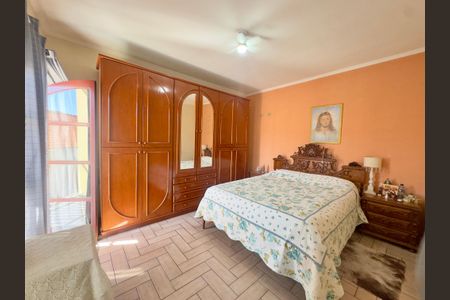 Casa à venda com 185m², 3 quartos e 3 vagas