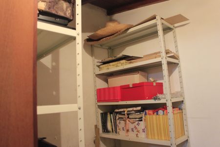 Casa à venda com 242m², 4 quartos e 4 vagasCloset do quarto 1