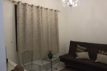 Casa à venda com 242m², 4 quartos e 4 vagasSuíte 1