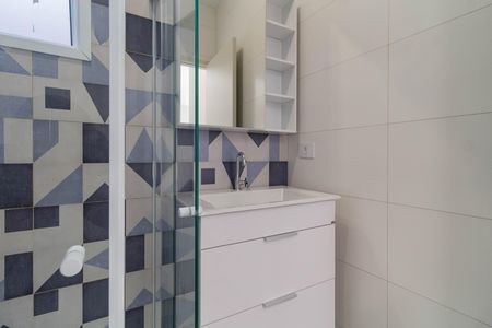 Apartamento para alugar com 46m², 2 quartos e sem vaga Apartamento para alugar com 46m², 2 quartos e sem vagaBanheiro