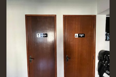 Apartamento à venda com 198m², 4 quartos e 4 vagas Apartamento à venda com 198m², 4 quartos e 4 vagasÁrea comum