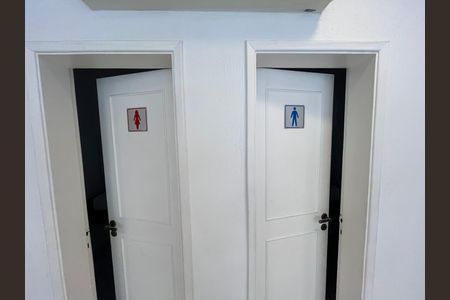 Apartamento à venda com 198m², 4 quartos e 4 vagas Apartamento à venda com 198m², 4 quartos e 4 vagasÁrea comum