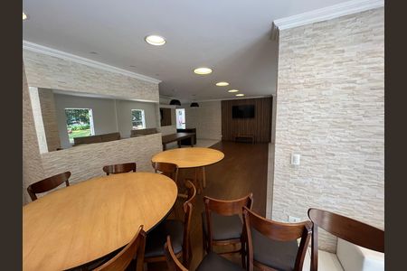 Apartamento à venda com 198m², 4 quartos e 4 vagas Apartamento à venda com 198m², 4 quartos e 4 vagasÁrea comum - Salão de festas