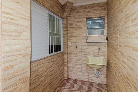 Casa para alugar com 162m², 2 quartos e 1 vaga Casa para alugar com 162m², 2 quartos e 1 vagaÁrea de Serviço