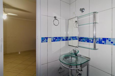 Casa para alugar com 162m², 2 quartos e 1 vaga Casa para alugar com 162m², 2 quartos e 1 vagaBanheiro da Suíte