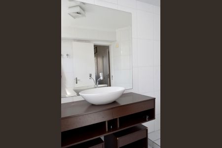 Apartamento à venda com 97m², 3 quartos e 1 vagaBanheiro da Suíte
