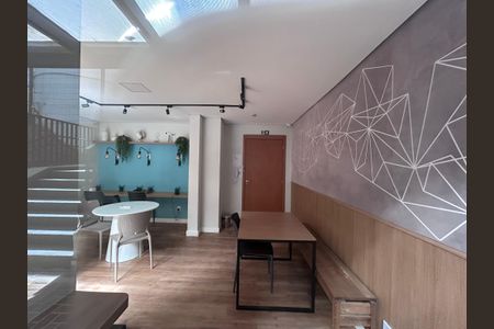 Apartamento para alugar com 36m², 2 quartos e sem vagaÁrea comum 