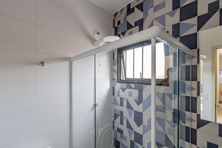 Banheiro de apartamento para alugar com 2 quartos, 46m² em Barra Funda, São Paulo