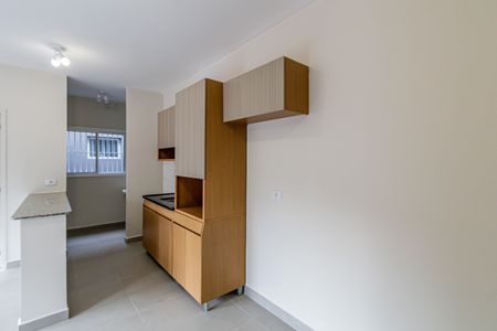 Cozinha de apartamento para alugar com 2 quartos, 46m² em Barra Funda, São Paulo