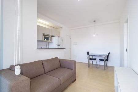 Sala de apartamento para alugar com 1 quarto, 40m² em Vila Regente Feijó, São Paulo