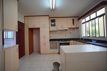 Apartamento para alugar com 100m², 4 quartos e 2 vagasCozinha