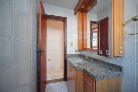 Apartamento para alugar com 100m², 4 quartos e 2 vagasBanheiro