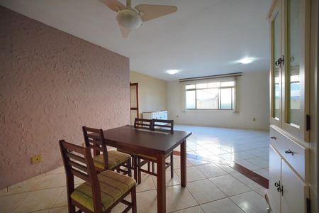 Apartamento para alugar com 100m², 4 quartos e 2 vagasSala