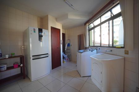 Apartamento para alugar com 100m², 4 quartos e 2 vagasÁrea de Serviço