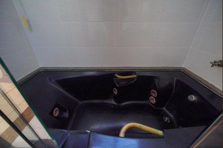Apartamento para alugar com 100m², 4 quartos e 2 vagasBanheira da Suíte