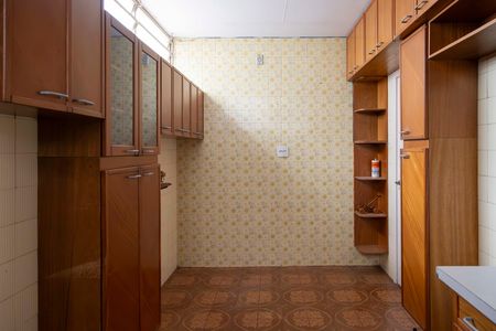 Casa para alugar com 200m², 3 quartos e 2 vagas Casa para alugar com 200m², 3 quartos e 2 vagasCozinha
