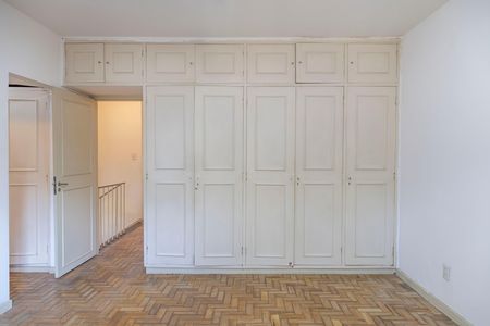 Casa para alugar com 200m², 3 quartos e 2 vagas Casa para alugar com 200m², 3 quartos e 2 vagasSuíte