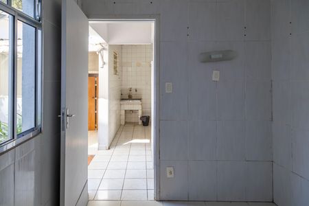 Casa para alugar com 200m², 3 quartos e 2 vagas Casa para alugar com 200m², 3 quartos e 2 vagasÁrea de Serviço - Quarto