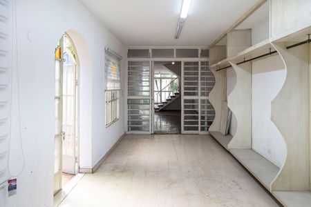 Casa para alugar com 200m², 3 quartos e 2 vagas Casa para alugar com 200m², 3 quartos e 2 vagasSala