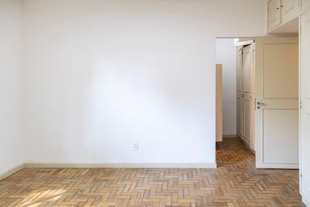 Casa para alugar com 200m², 3 quartos e 2 vagas Casa para alugar com 200m², 3 quartos e 2 vagasSuíte