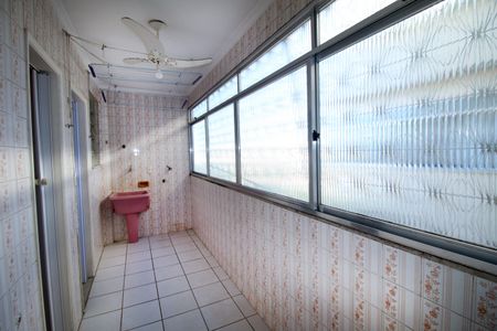 Apartamento para alugar com 79m², 3 quartos e 1 vagaÁrea de Serviço