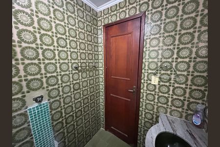 Casa para alugar com 194m², 4 quartos e 2 vagasBanheiro