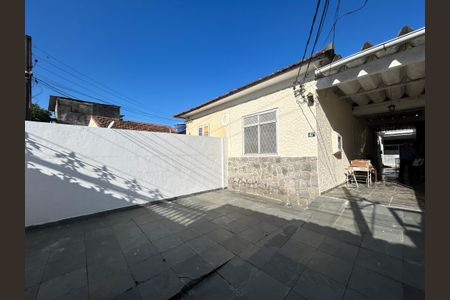 Casa para alugar com 194m², 4 quartos e 2 vagasQuintal