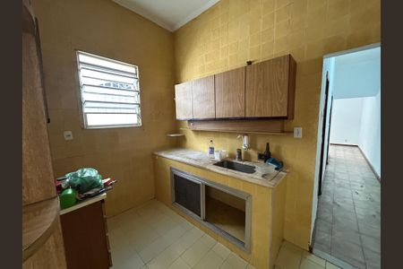 Casa para alugar com 194m², 4 quartos e 2 vagasCozinha