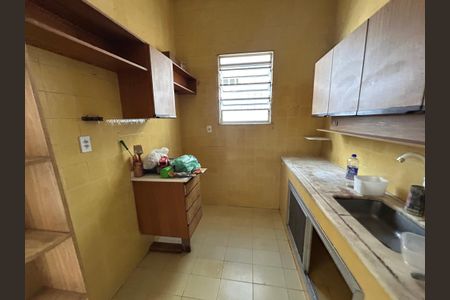 Casa para alugar com 194m², 4 quartos e 2 vagasCozinha