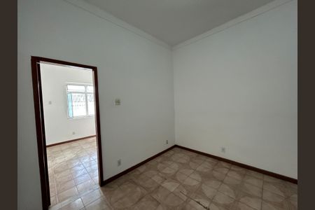 Casa para alugar com 194m², 4 quartos e 2 vagasSala