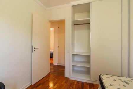 Apartamento para alugar com 97m², 3 quartos e 1 vaga Apartamento para alugar com 97m², 3 quartos e 1 vagaQuarto