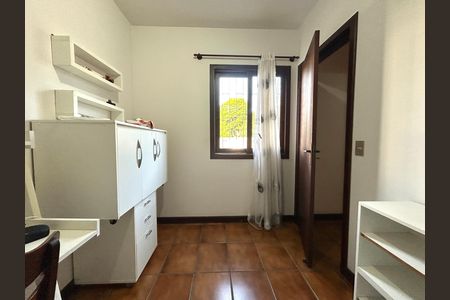 Casa para alugar com 391m², 5 quartos e 3 vagas Casa para alugar com 391m², 5 quartos e 3 vagasQuarto da área de serviço