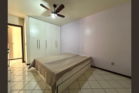 Casa para alugar com 391m², 5 quartos e 3 vagas Casa para alugar com 391m², 5 quartos e 3 vagasQuarto 3