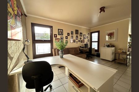 Casa para alugar com 391m², 5 quartos e 3 vagas Casa para alugar com 391m², 5 quartos e 3 vagasSala 3