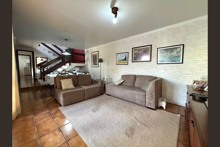 Casa para alugar com 391m², 5 quartos e 3 vagas Casa para alugar com 391m², 5 quartos e 3 vagasSala 2