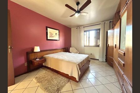 Casa para alugar com 391m², 5 quartos e 3 vagas Casa para alugar com 391m², 5 quartos e 3 vagasSuíte